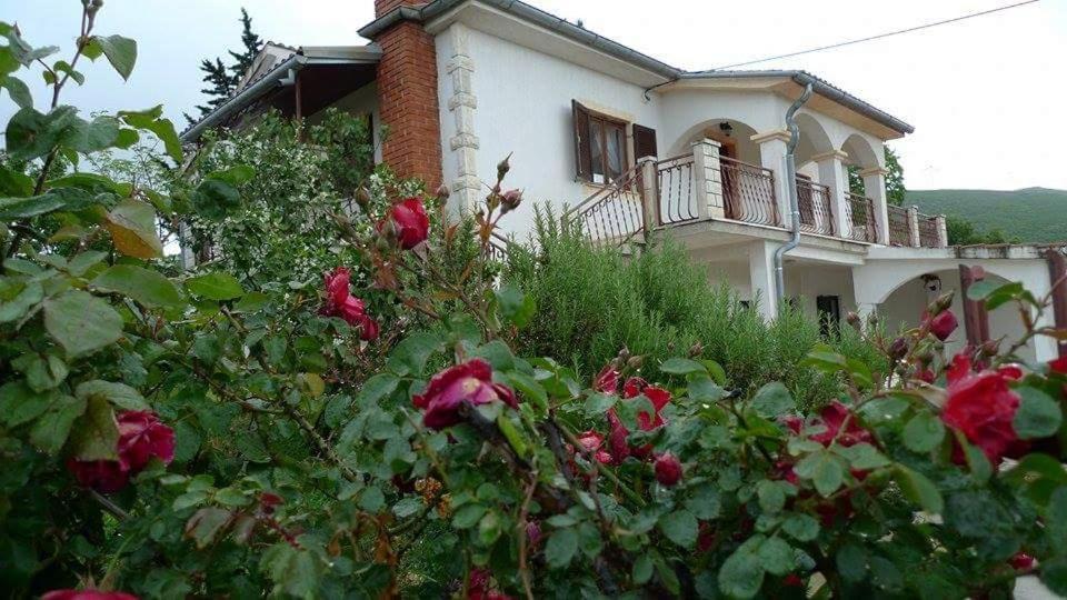 Apartment "Ane" Kruševo Екстериор снимка